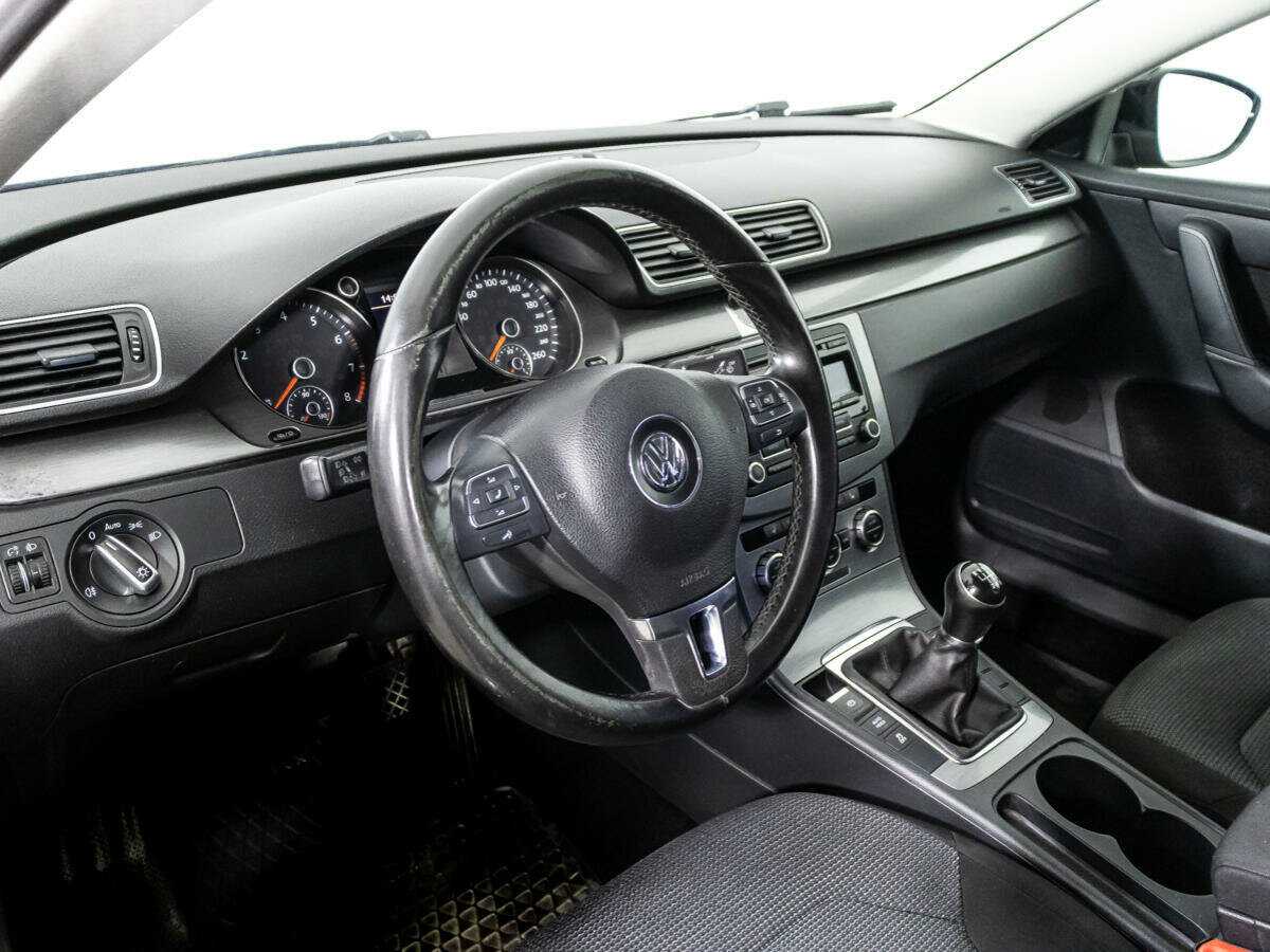 Купить Volkswagen Passat, 2013, 230 742 км.. Фото: #10
