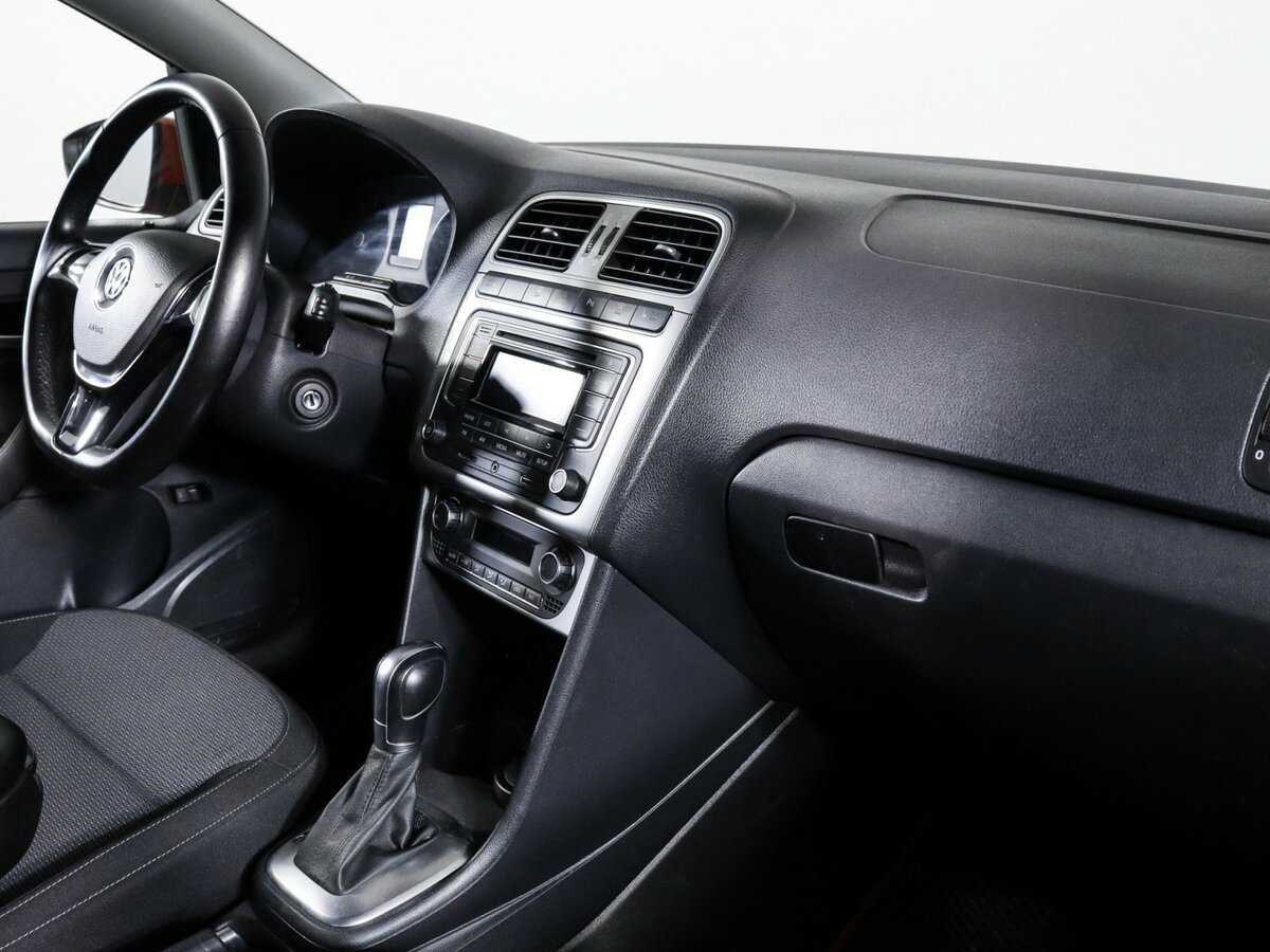 Купить Volkswagen Polo, 2018, 65 260 км.. Фото: #8
