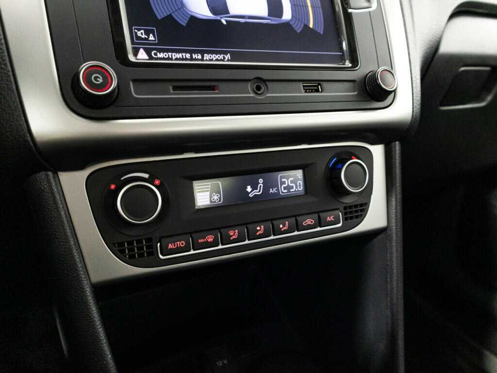 Купить Volkswagen Polo, 2018, 121 960 км.. Фото: #15