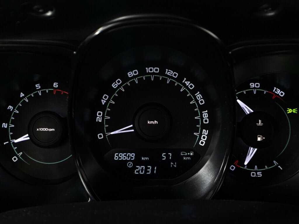 Купить Lada (ВАЗ) Vesta, 2017, 69 607 км.. Фото: #11