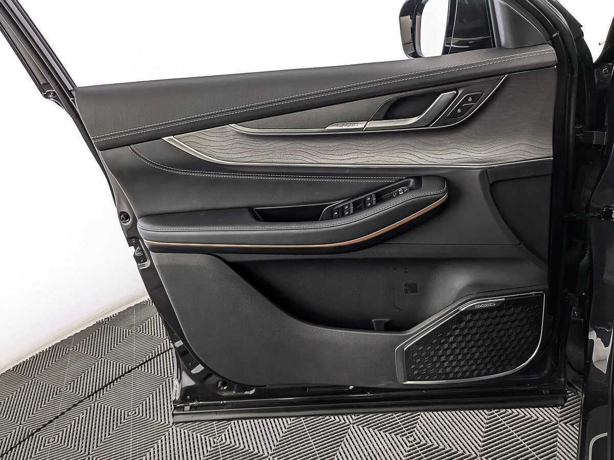 Купить EXEED LX, 2023, 19 542 км.. Фото: #17