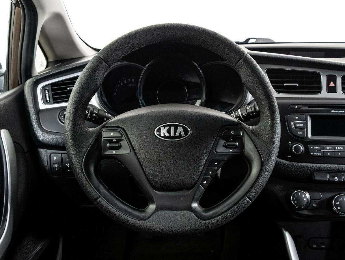 Купить Kia Ceed, 2015, 87 270 км.. Фото: #11