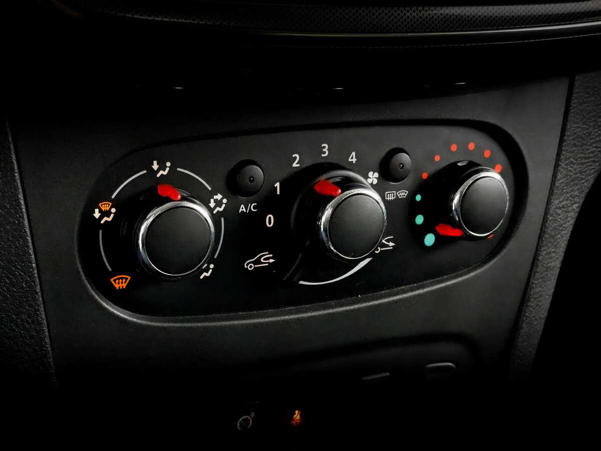 Купить Renault Sandero, 2018, 119 093 км.. Фото: #24