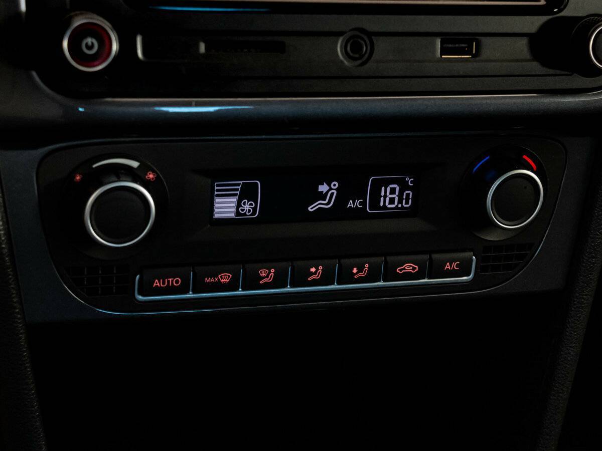 Купить Volkswagen Polo, 2019, 131 133 км.. Фото: #14