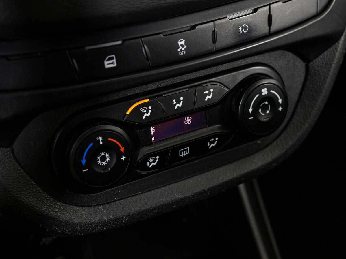 Купить Lada (ВАЗ) Vesta, 2017, 134 308 км.. Фото: #14