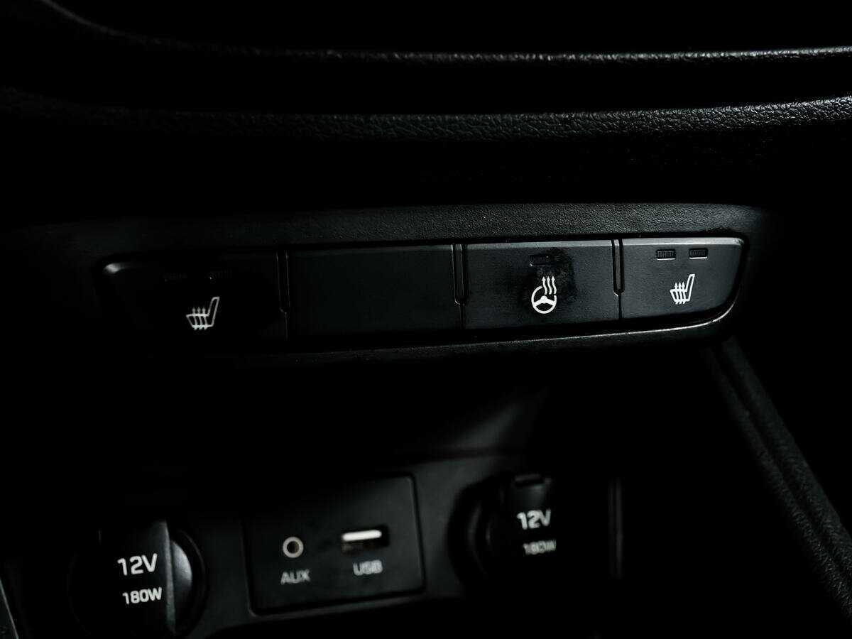 Купить Hyundai Solaris, 2017, 244 762 км.. Фото: #13