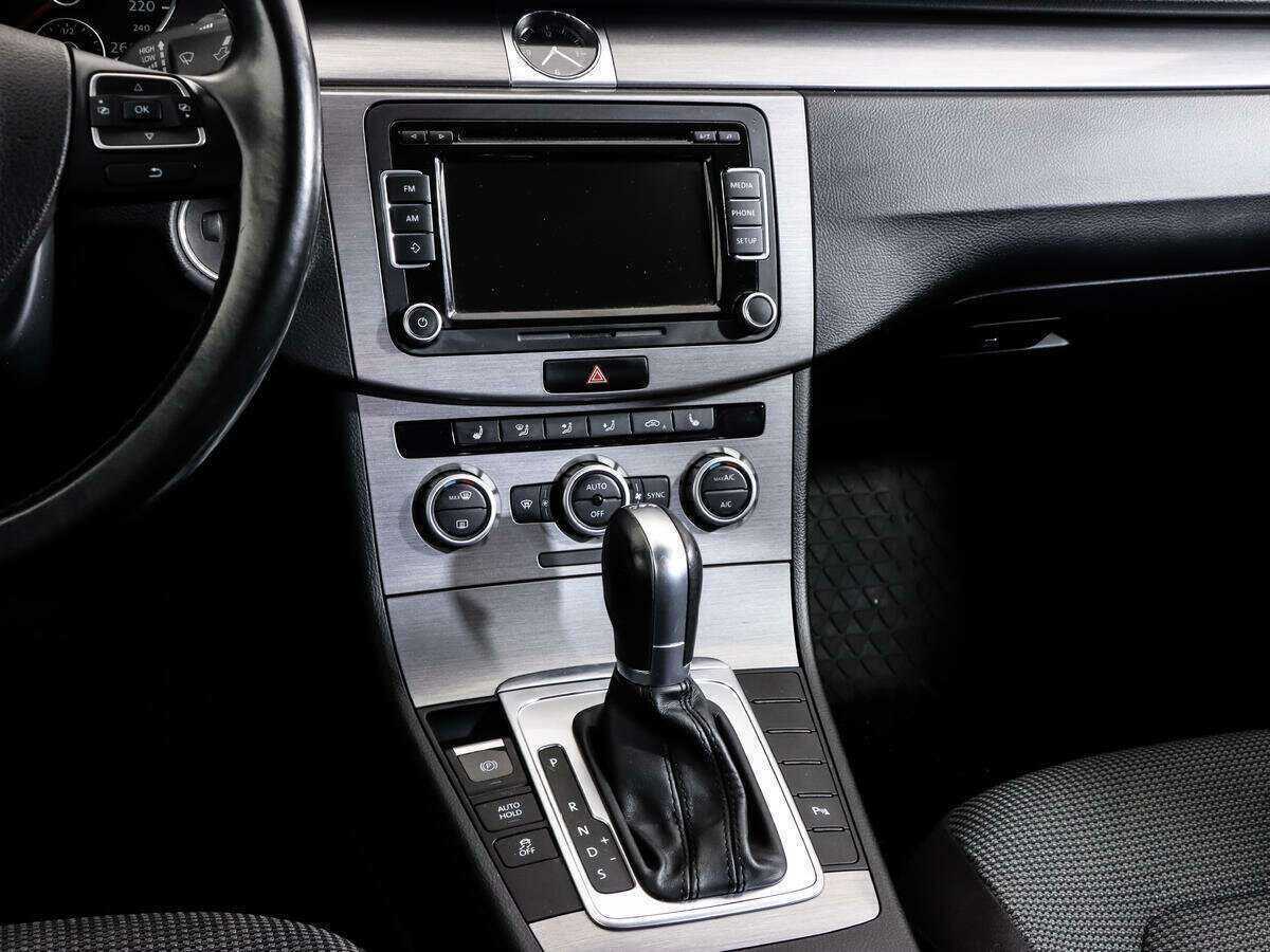 Купить Volkswagen Passat, 2014, 140 700 км.. Фото: #10