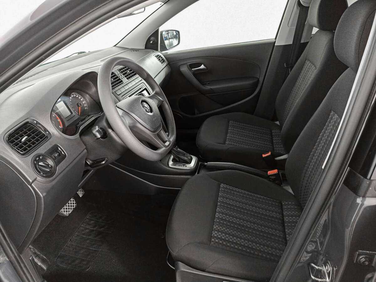 Купить Volkswagen Polo, 2017, 70 203 км.. Фото: #13