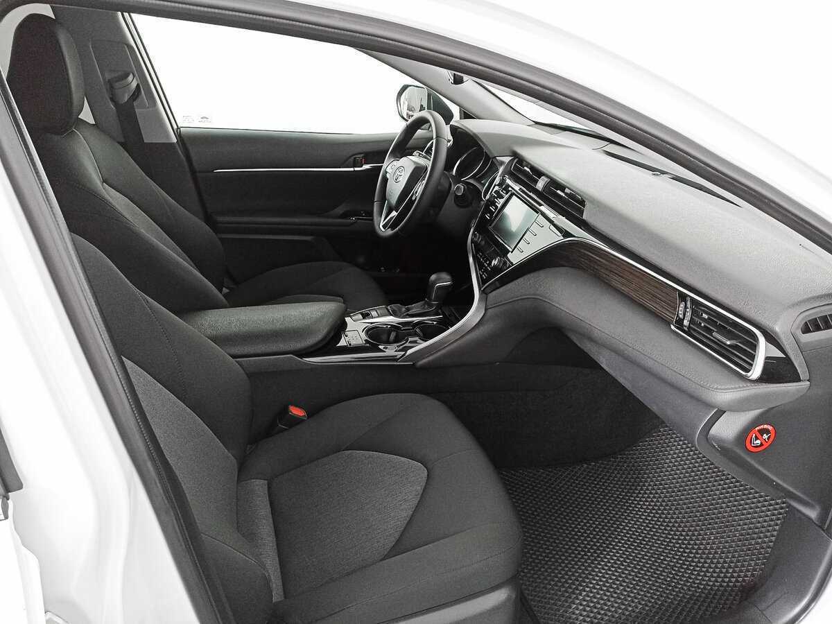 Купить Toyota Camry, 2019, 386 237 км.. Фото: #7