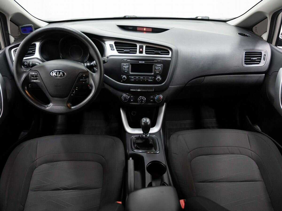 Купить Kia Ceed, 2013, 130 000 км.. Фото: #12