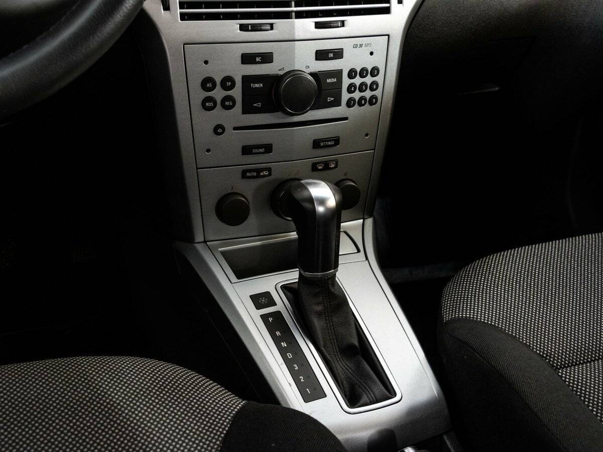 Купить Opel Astra, 2014, 181 102 км.. Фото: #12