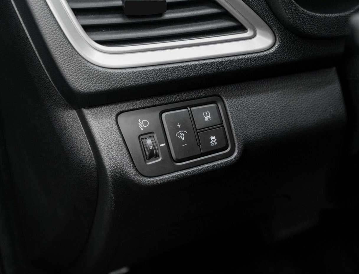 Купить Hyundai Solaris, 2019, 80 311 км.. Фото: #9