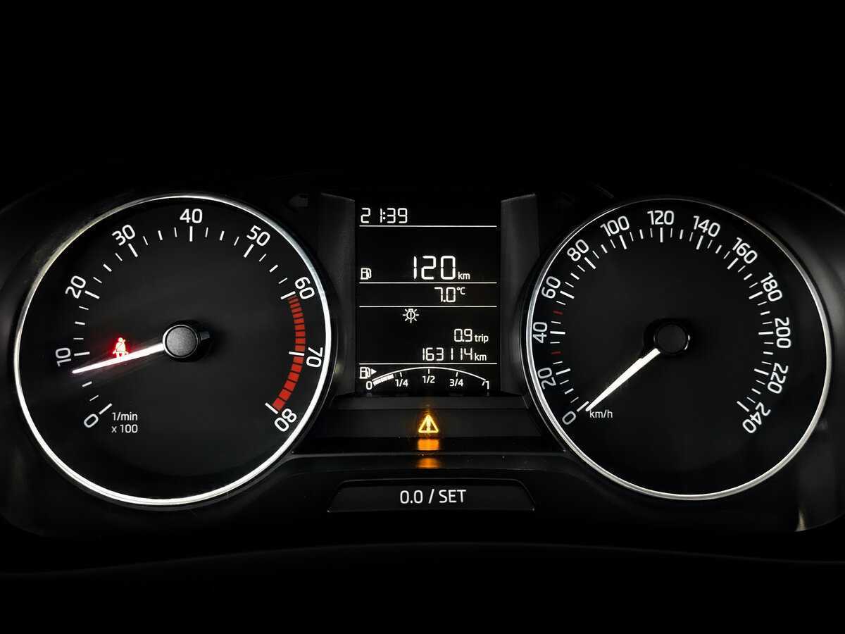 Купить Skoda Rapid, 2017, 163 106 км.. Фото: #12