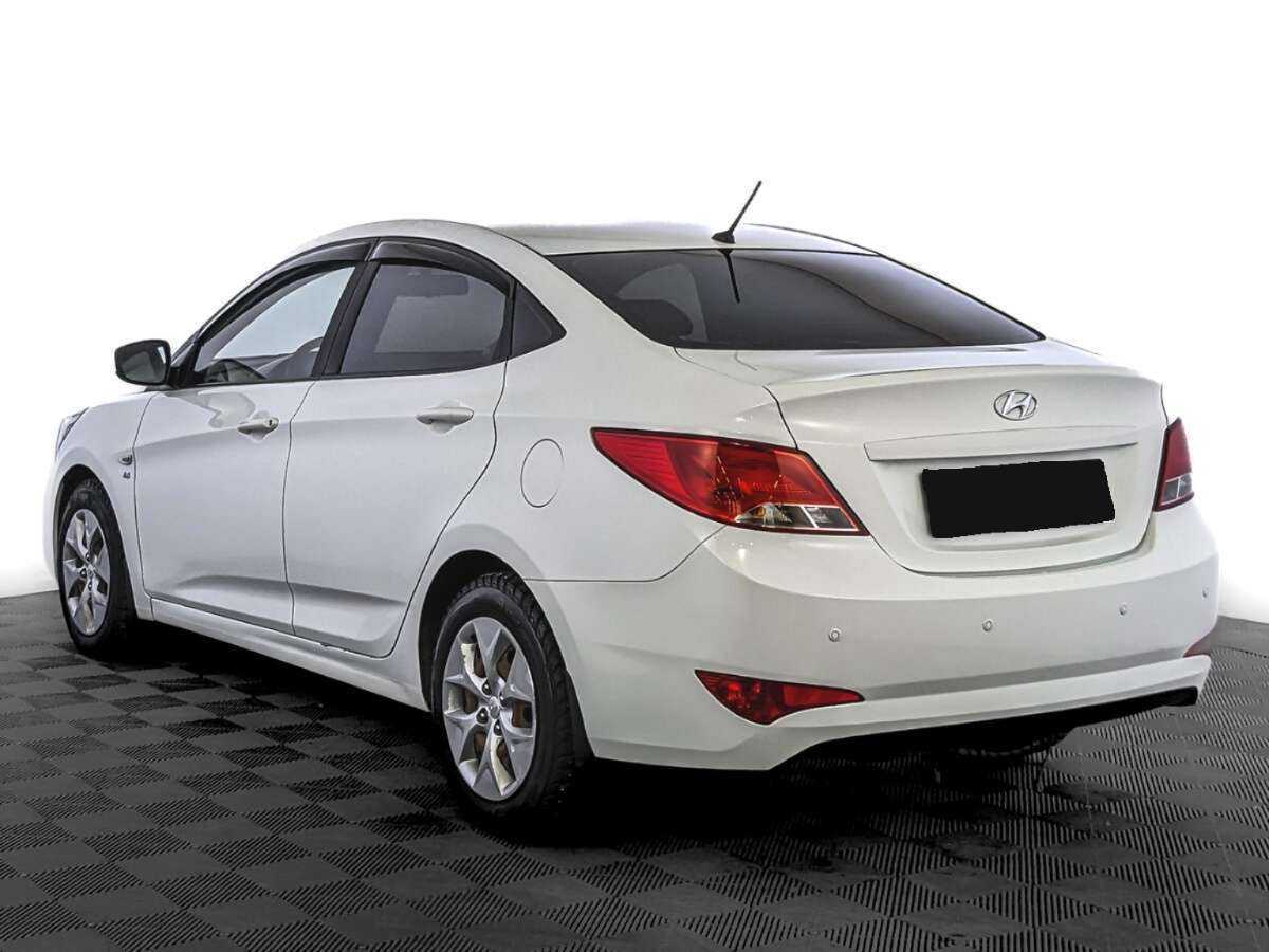 Купить Hyundai Solaris, 2015, 113 015 км.. Фото: #4