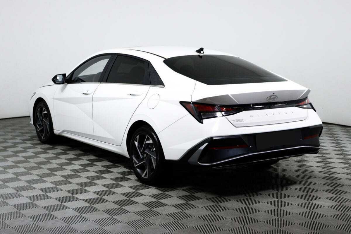 Купить Hyundai Elantra, 2023, 12 959 км.. Фото: #6