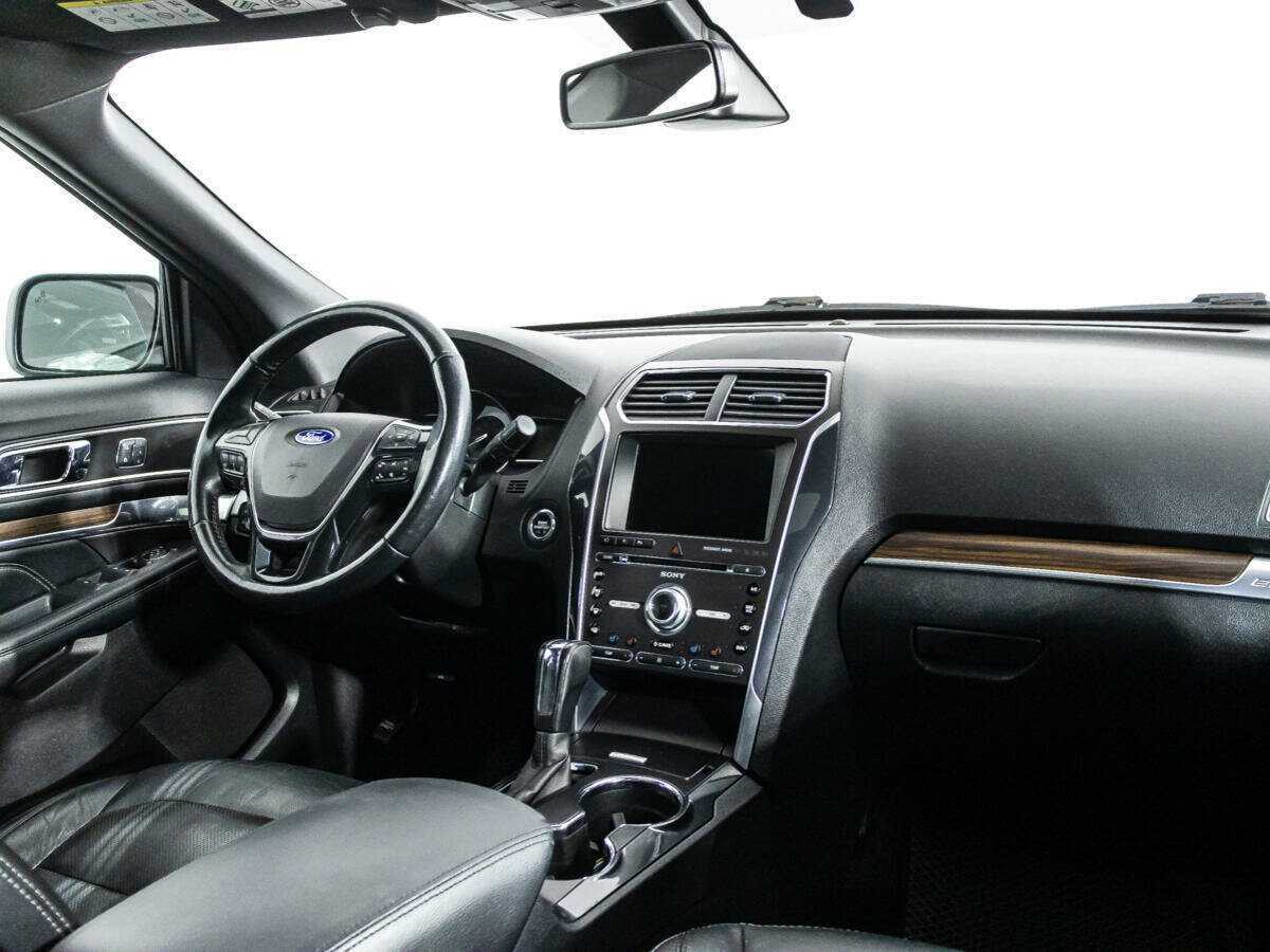 Купить Ford Explorer, 2017, 209 239 км.. Фото: #8