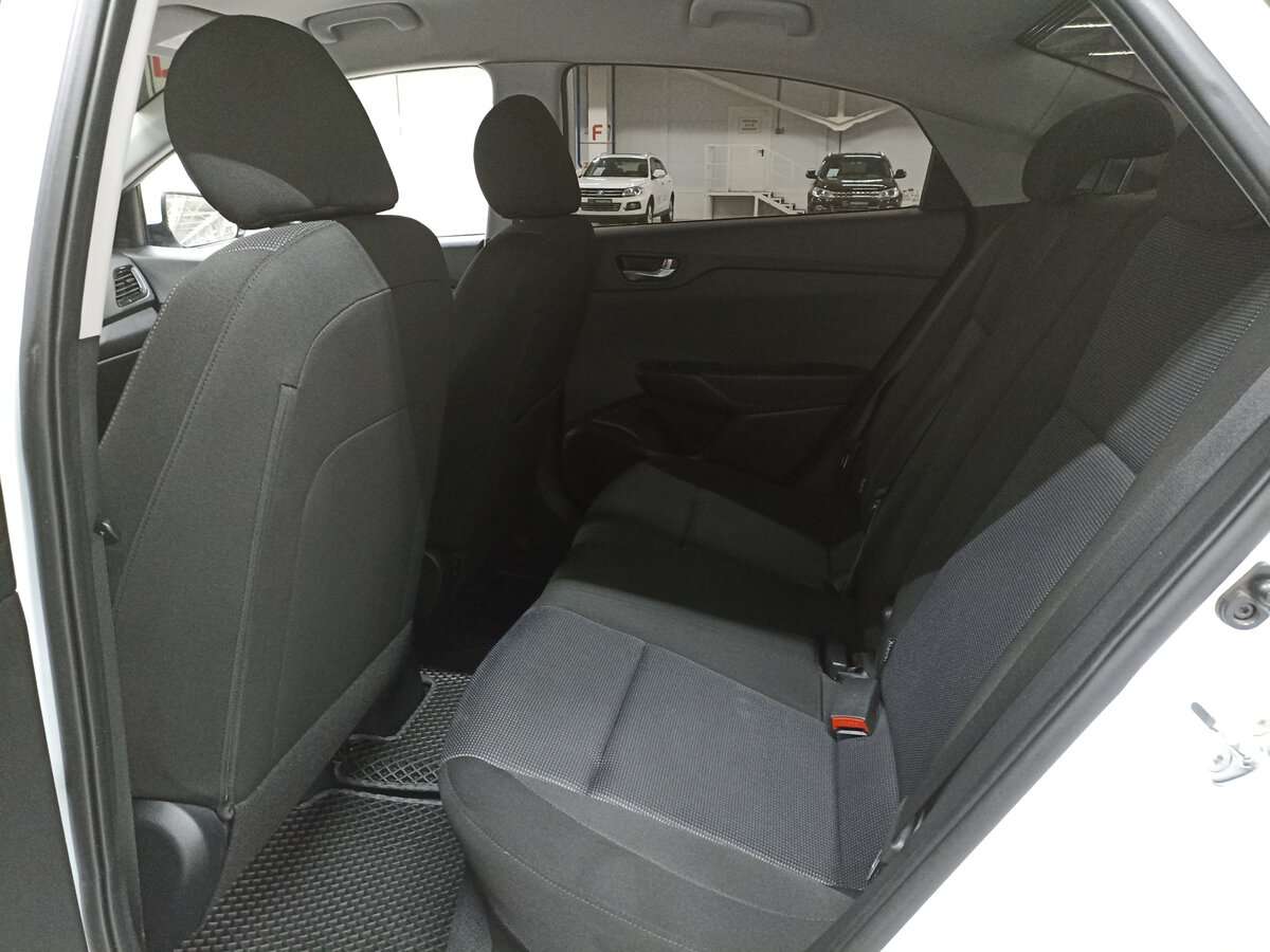 Купить Hyundai Solaris, 2021, 56 424 км.. Фото: #11