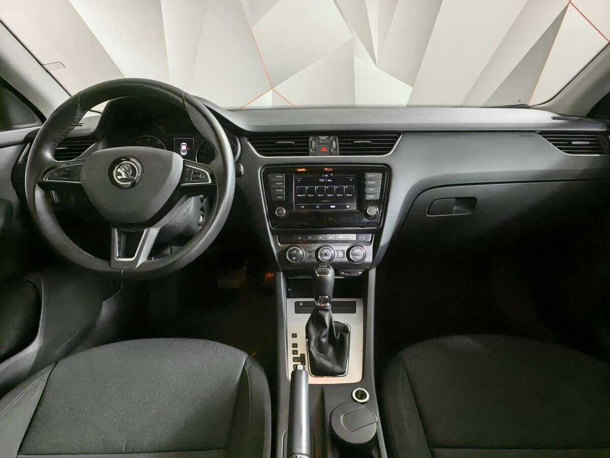 Купить Skoda Octavia, 2017, 63 294 км.. Фото: #9