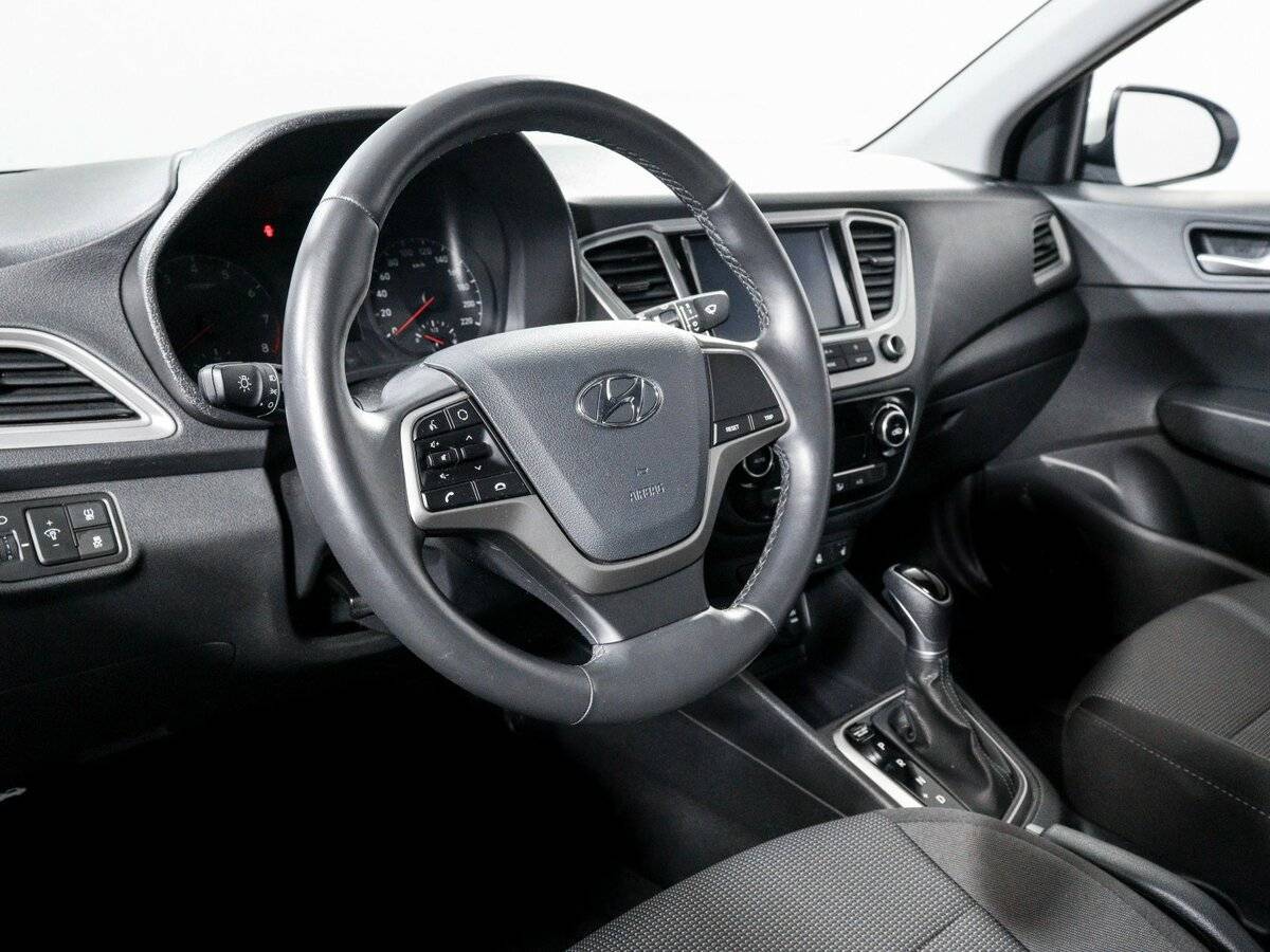 Купить Hyundai Solaris, 2019, 13 585 км.. Фото: #12
