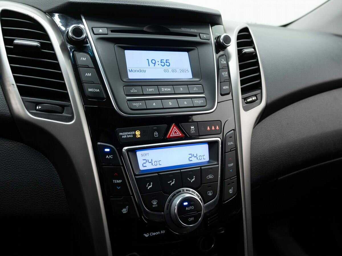 Купить Hyundai i30, 2013, 177 420 км.. Фото: #16