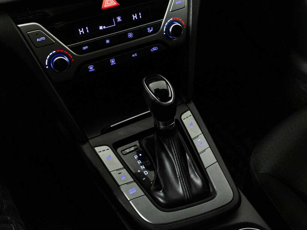 Купить Hyundai Elantra, 2018, 152 554 км.. Фото: #16