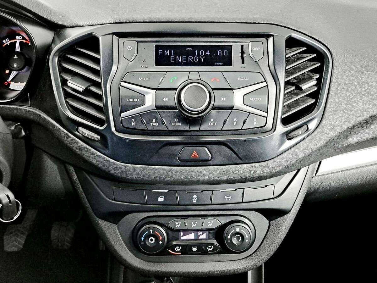 Купить Lada (ВАЗ) Vesta, 2019, 70 350 км.. Фото: #12