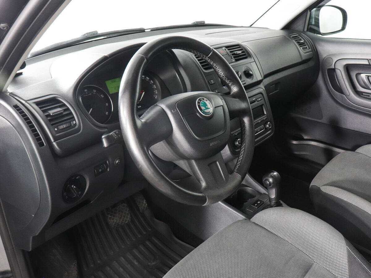 Купить Skoda Fabia, 2012, 121 375 км.. Фото: #8