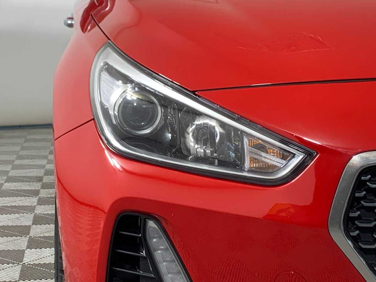 Купить Hyundai i30, 2017, 235 275 км.. Фото: #9