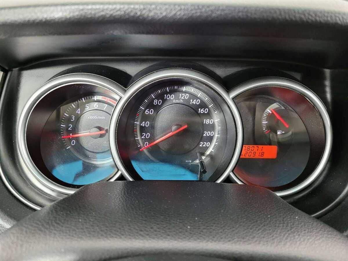 Купить Nissan Tiida, 2013, 77 000 км.. Фото: #10