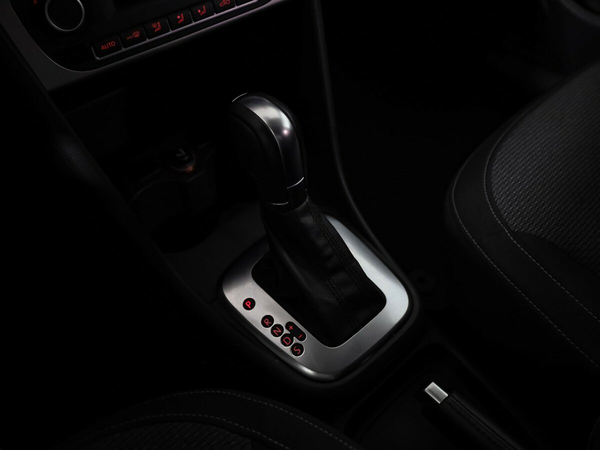 Купить Volkswagen Polo, 2015, 77 488 км.. Фото: #11