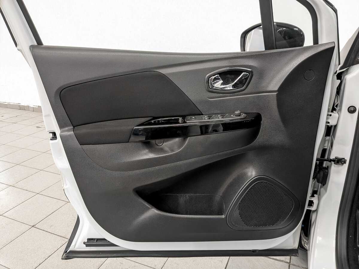 Купить Renault Kaptur, 2017, 181 705 км.. Фото: #18