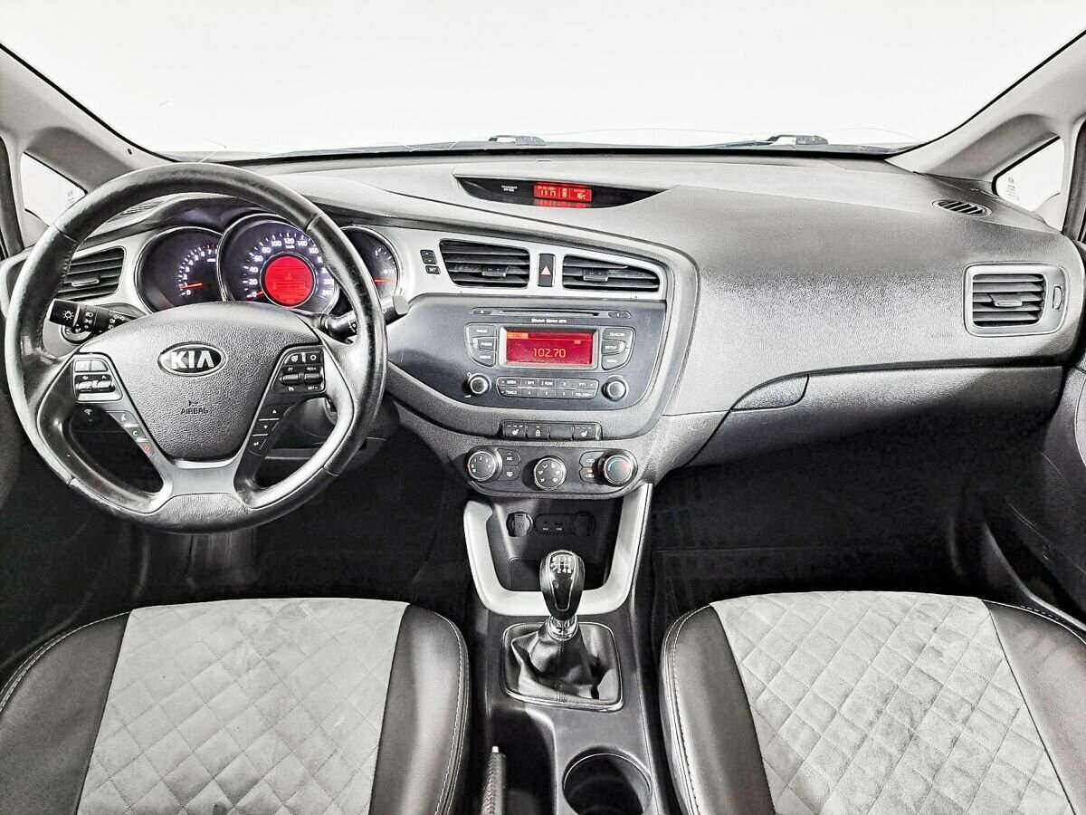 Купить Kia Ceed, 2012, 192 500 км.. Фото: #9