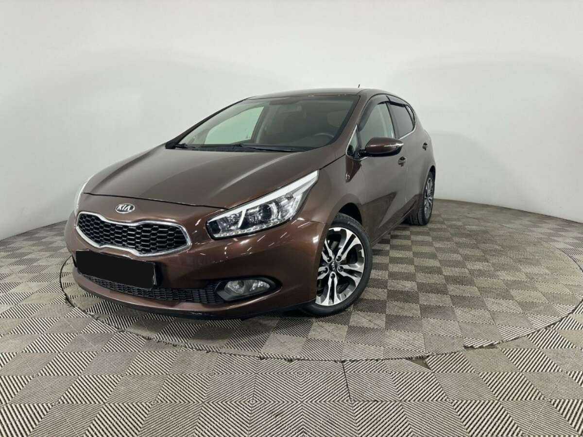 Купить Kia Ceed, 2014, 117 000 км.. Фото: #0