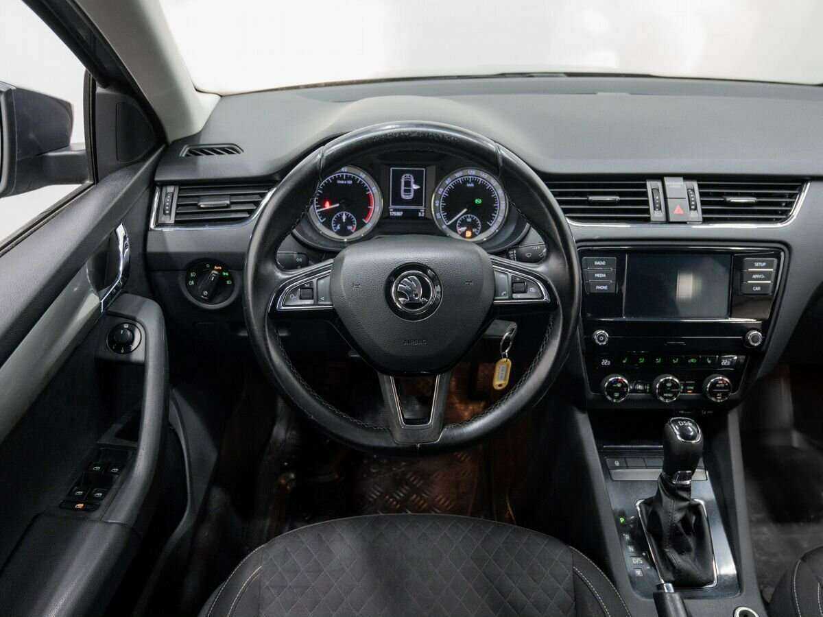 Купить Skoda Octavia, 2017, 175 299 км.. Фото: #7