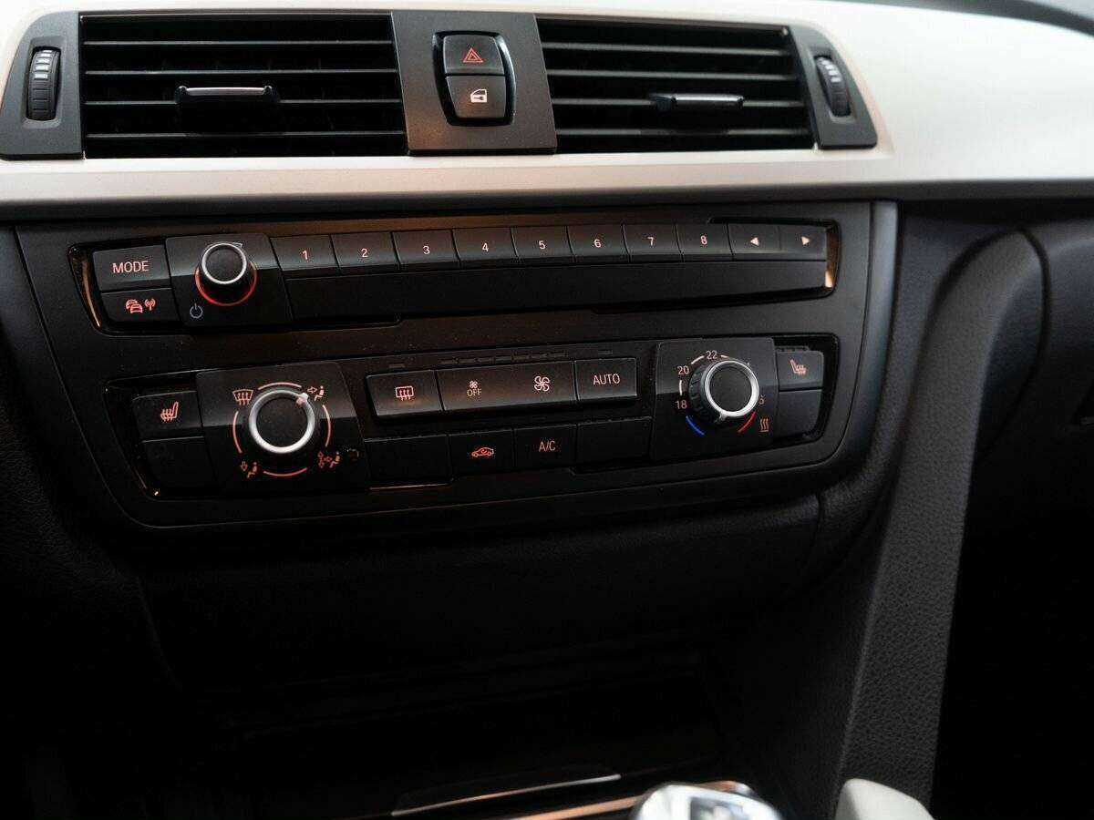 Купить BMW 3 серии, 2014, 217 000 км.. Фото: #10