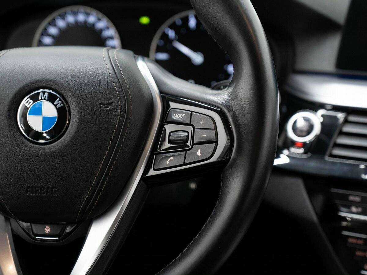 Купить BMW 5 серии, 2017, 193 321 км.. Фото: #12