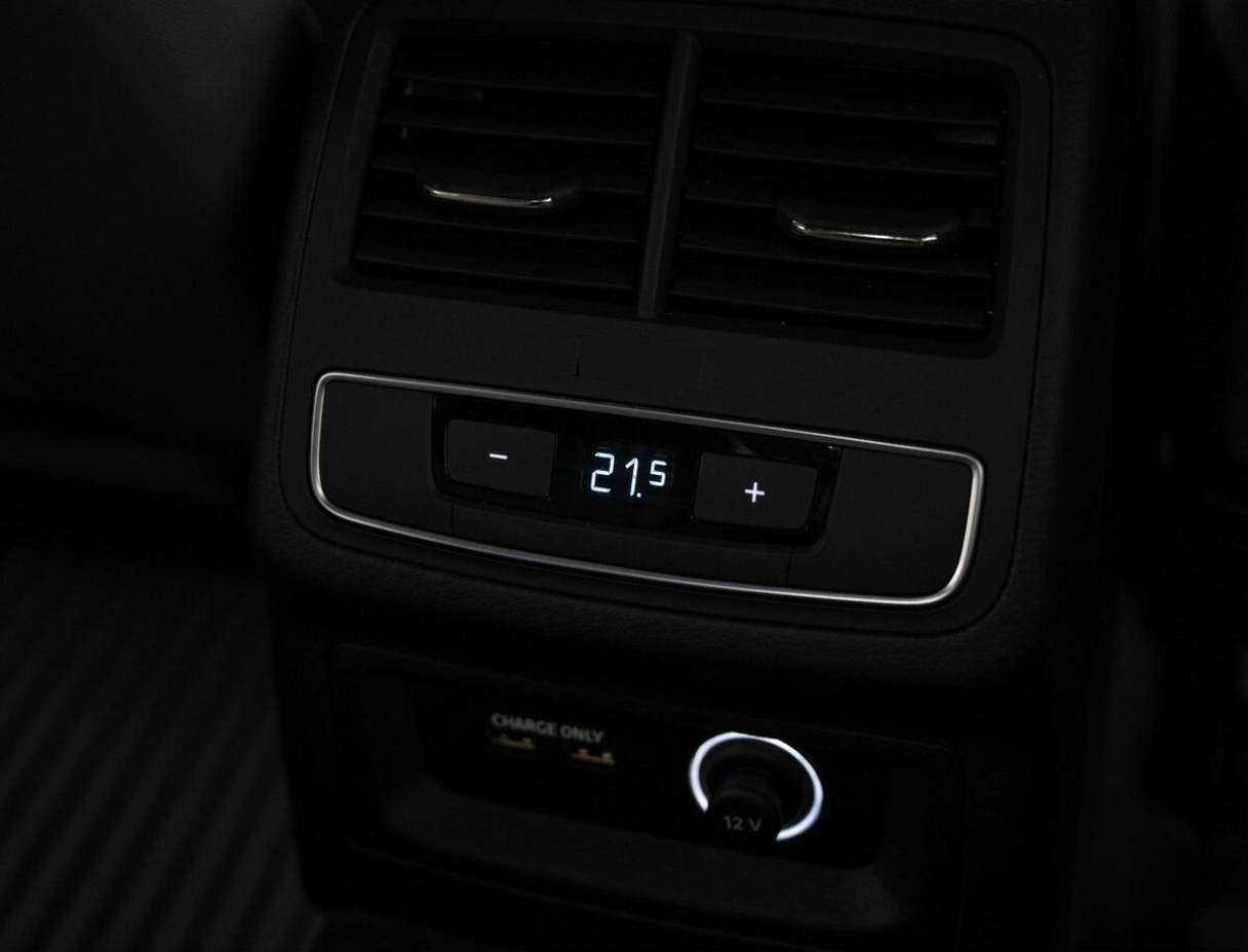 Купить Audi A4, 2019, 71 923 км.. Фото: #10