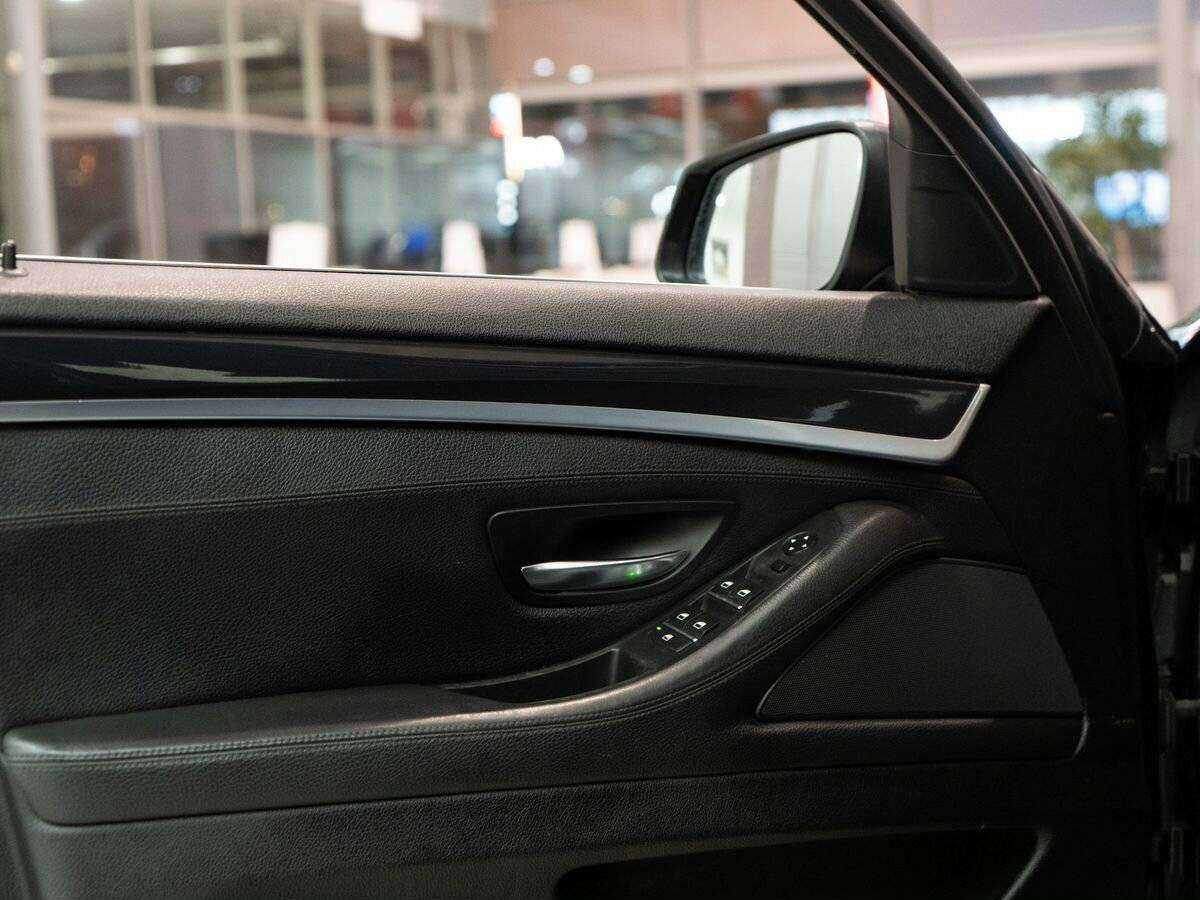 Купить BMW 5 серии, 2012, 221 930 км.. Фото: #16