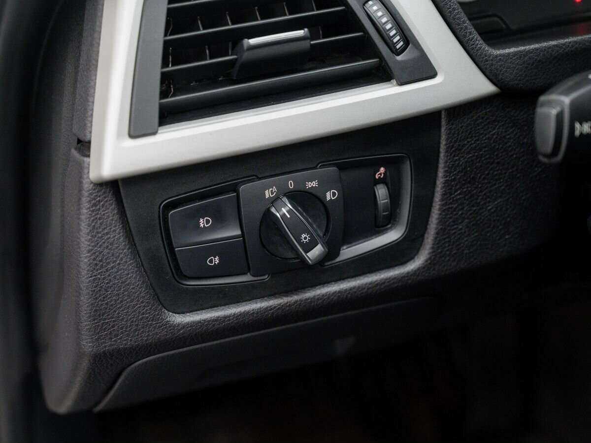 Купить BMW 3 серии, 2016, 188 888 км.. Фото: #15