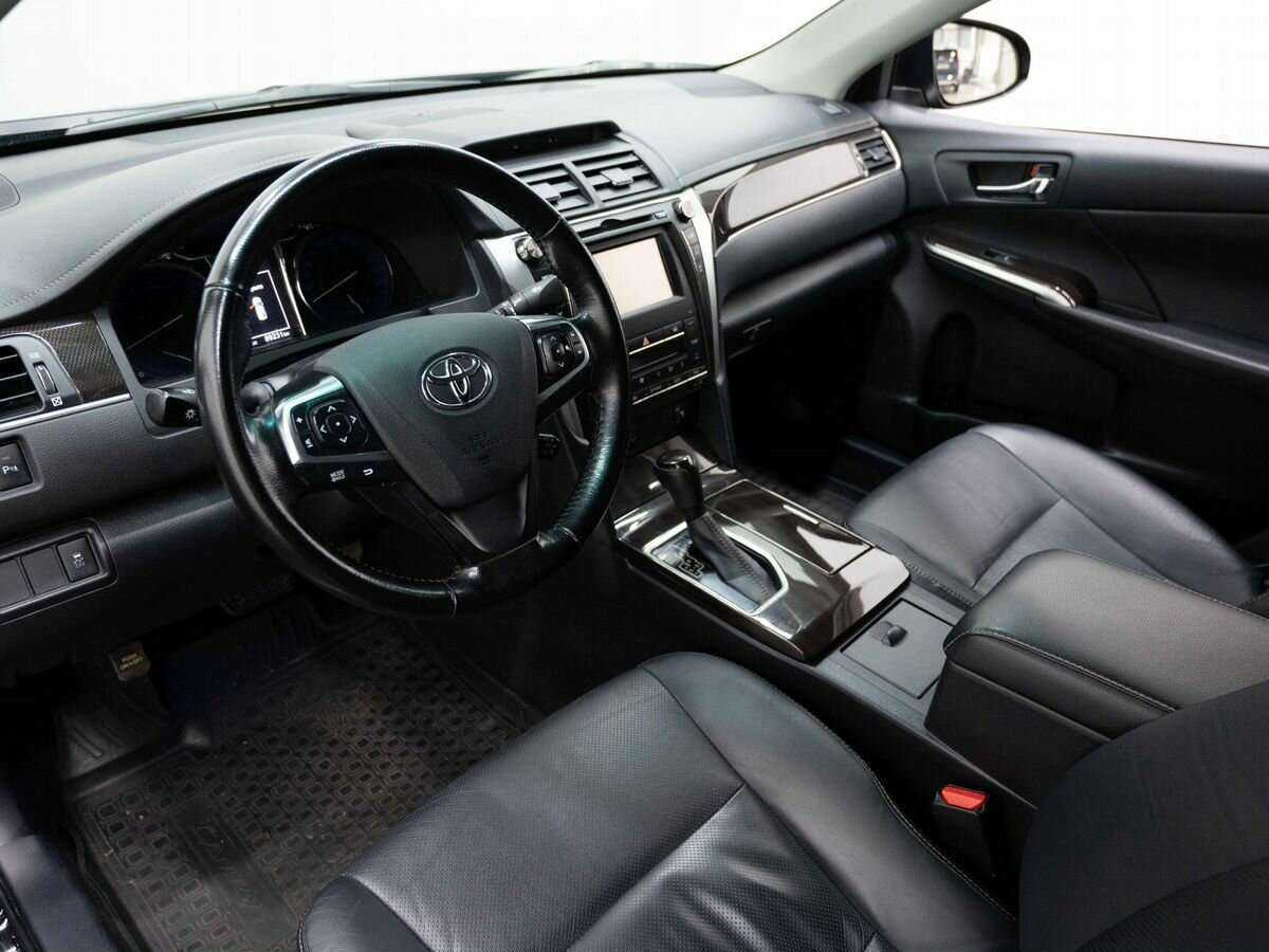 Купить Toyota Camry, 2018, 89 230 км.. Фото: #9