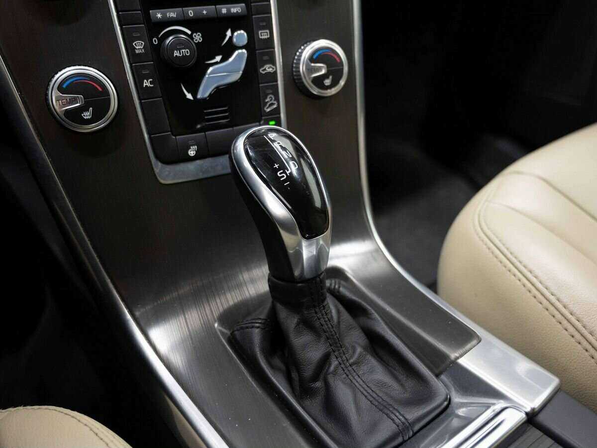 Купить Вольво ИксЦ60, 2014, 176 534 км.. Фото: #22