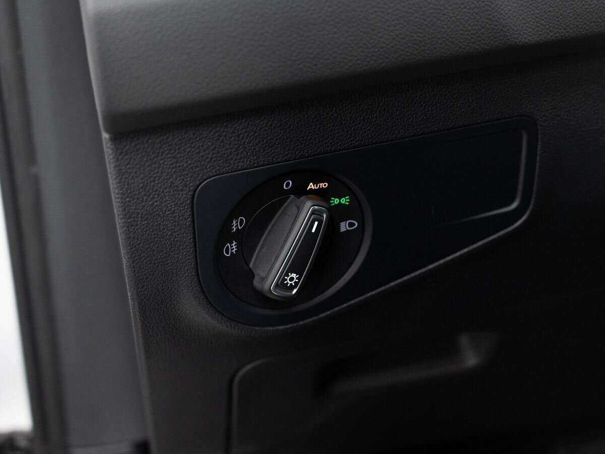 Купить Volkswagen Tiguan, 2019, 113 978 км.. Фото: #19