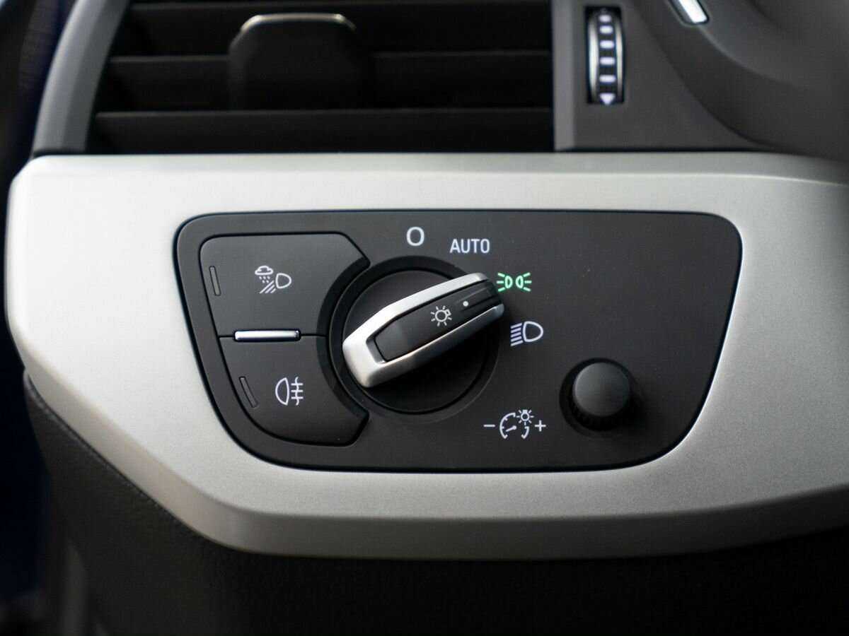 Купить Audi A4, 2020, 68 187 км.. Фото: #18