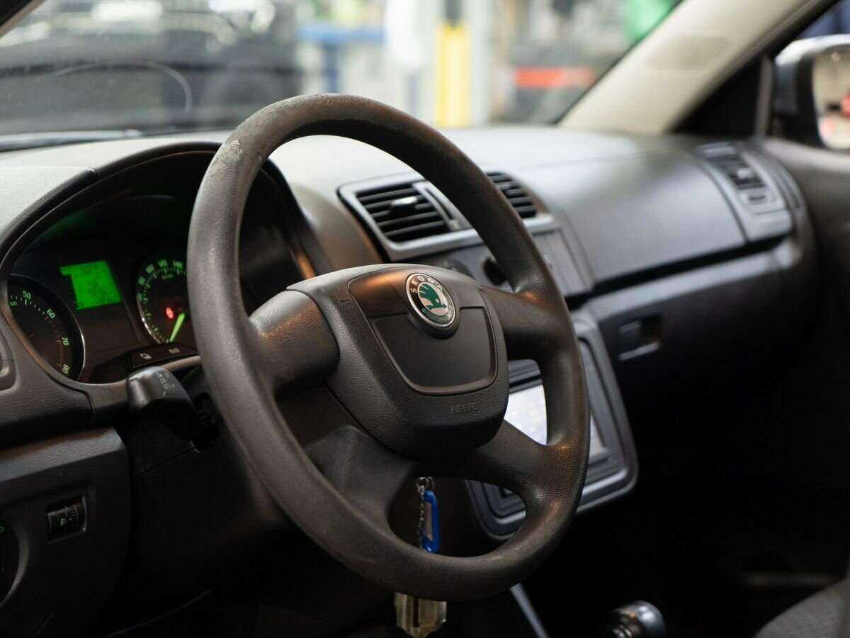 Купить Шкода Фабия, 2012, 198 300 км.. Фото: #4