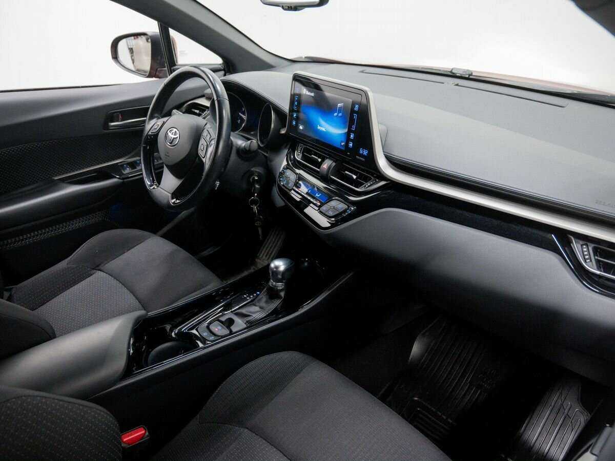 Купить Toyota C-HR, 2018, 91 000 км.. Фото: #4