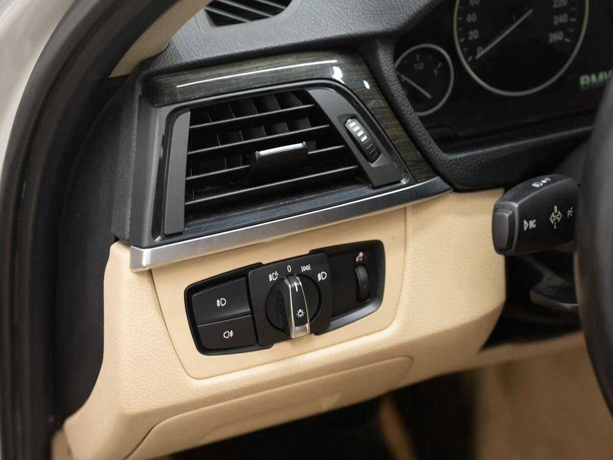 Купить BMW 3 серии, 2012, 220 957 км.. Фото: #19