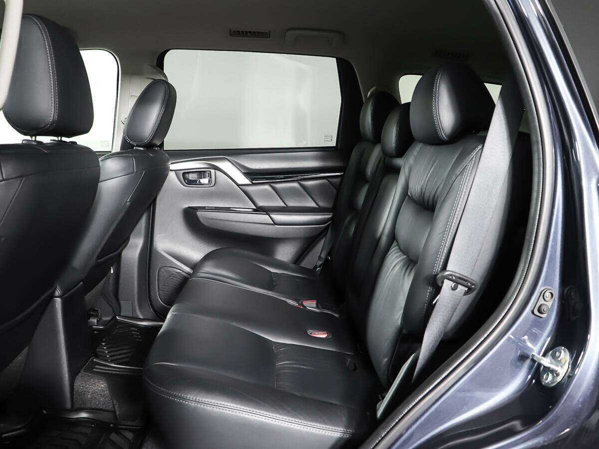 Купить Mitsubishi Pajero Sport, 2018, 85 900 км.. Фото: #9