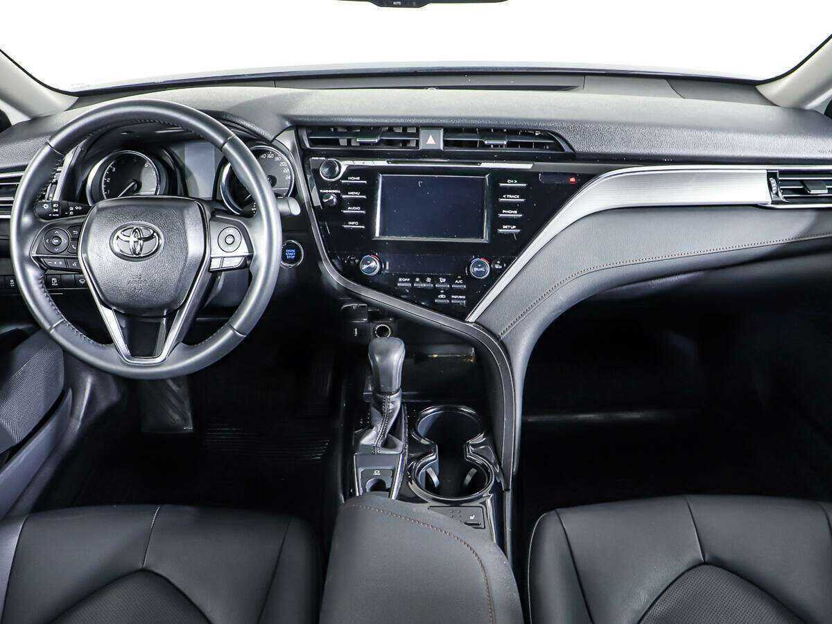 Купить Toyota Camry, 2020, 70 400 км.. Фото: #10