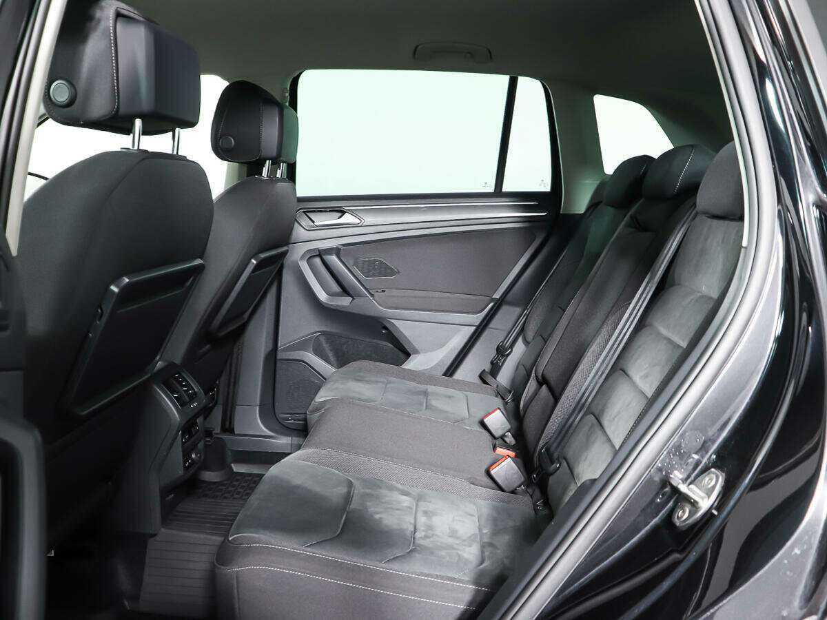 Купить Volkswagen Tiguan, 2020, 70 446 км.. Фото: #10