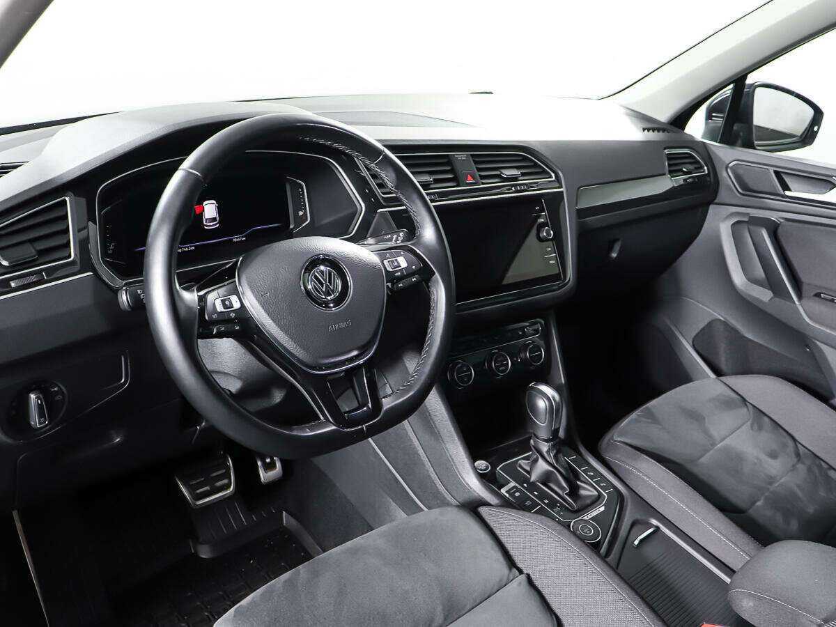 Купить Volkswagen Tiguan, 2020, 70 446 км.. Фото: #13